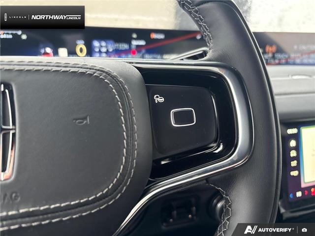 2026 Lincoln Navigator L Reserve (Stk: 6LN5200) in Brantford - Image 14 of 23