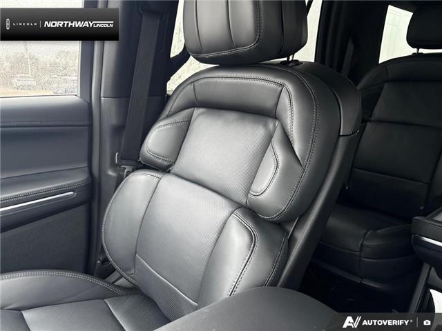 2026 Lincoln Navigator L Reserve (Stk: 6LN5200) in Brantford - Image 18 of 23