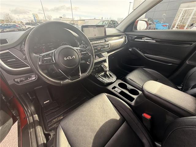 2023 Kia Seltos SX Turbo w/Black Interior (Stk: P2653A) in Smiths Falls - Image 9 of 13