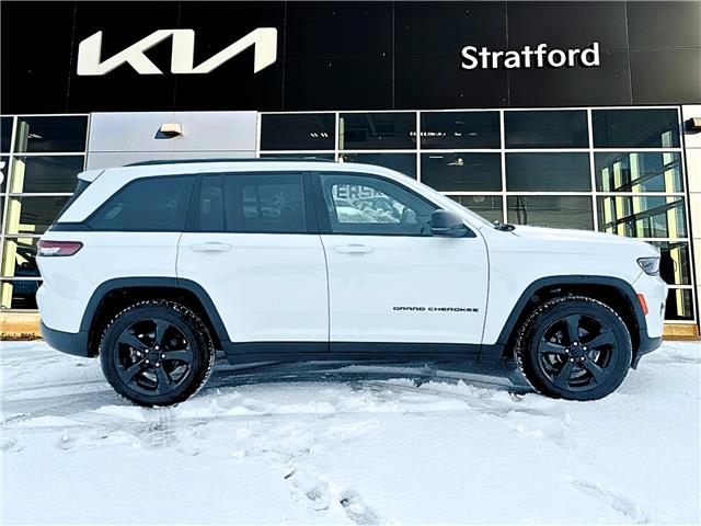 2023 Jeep Grand Cherokee Laredo (Stk: P22684) in Stratford - Image 5 of 11