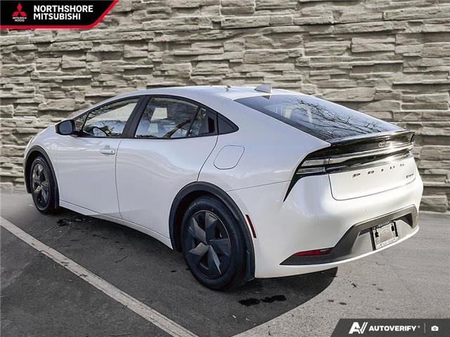 2025 Toyota Prius Plug-In Hybrid SE (Stk: Z047708) in North Vancouver - Image 4 of 24