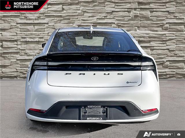 2025 Toyota Prius Plug-In Hybrid SE (Stk: Z047708) in North Vancouver - Image 5 of 24