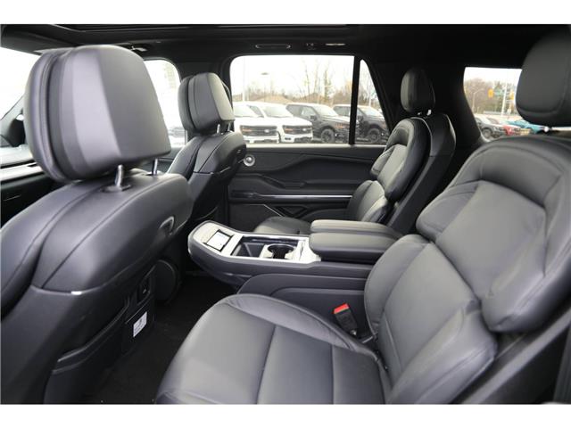 2026 Lincoln Navigator L Reserve (Stk: NV00580) in Windsor - Image 14 of 34