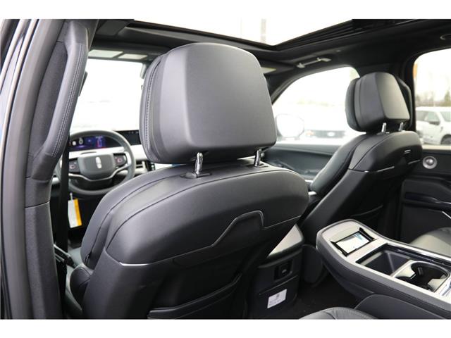 2026 Lincoln Navigator L Reserve (Stk: NV00580) in Windsor - Image 15 of 34