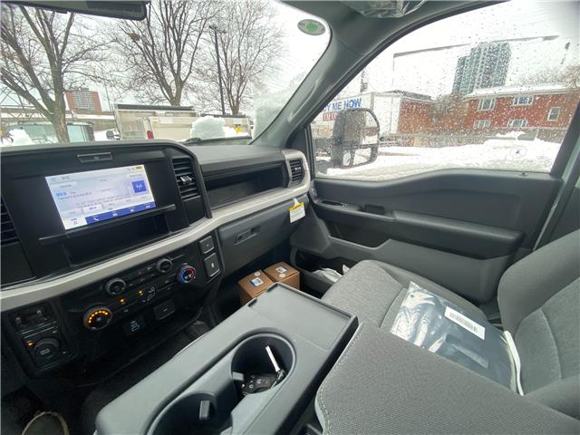 2026 Ford F-550 Chassis  (Stk: 2600870) in Ottawa - Image 10 of 18