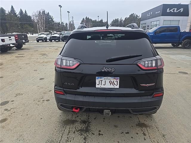 2019 Jeep Cherokee Trailhawk (Stk: U2545B) in Miramichi - Image 4 of 13