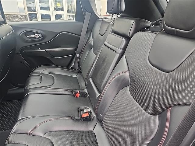 2019 Jeep Cherokee Trailhawk (Stk: U2545B) in Miramichi - Image 11 of 13
