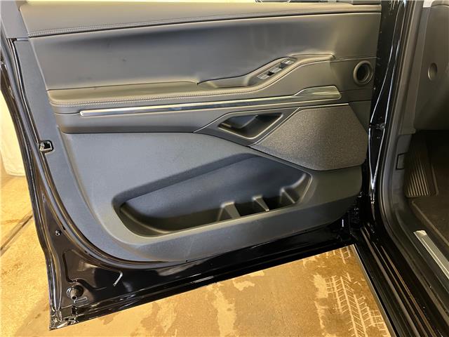 2026 Lincoln Navigator Reserve (Stk: 26NV2) in St.Paul - Image 3 of 10