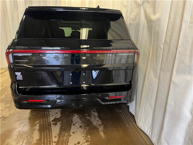 2026 Lincoln Navigator Reserve (Stk: 26NV2) in St.Paul - Image 8 of 10