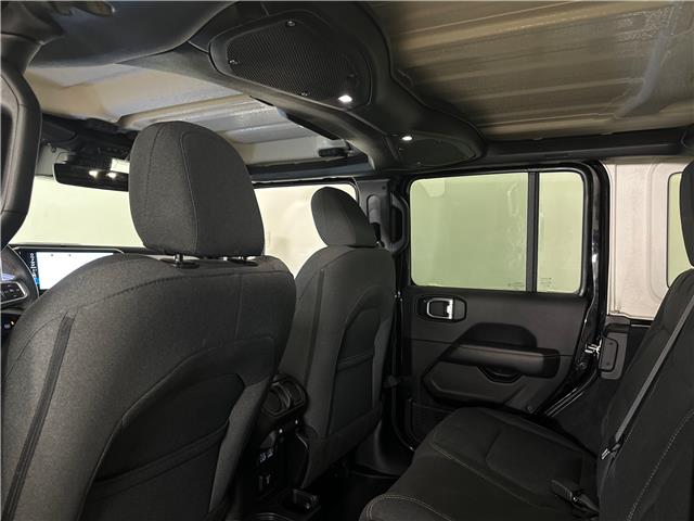 2024 Jeep Wrangler Sahara (Stk: 43665J) in Belleville - Image 8 of 30