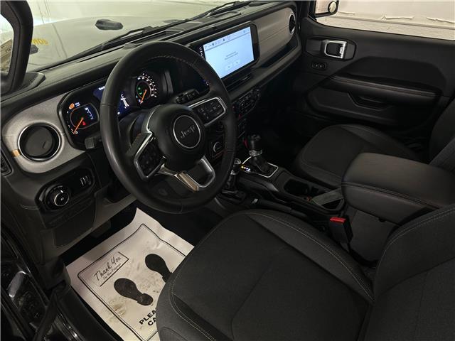2024 Jeep Wrangler Sahara (Stk: 43665J) in Belleville - Image 13 of 30