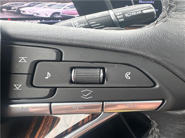 2023 Cadillac Escalade Premium Luxury (Stk: 26802A) in Port Hope - Image 17 of 29