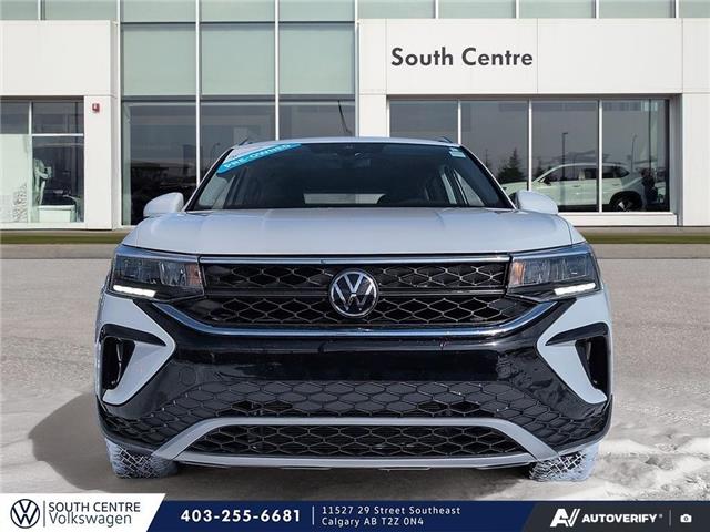 2024 Volkswagen Taos Comfortline (Stk: SU7739) in Calgary - Image 2 of 24