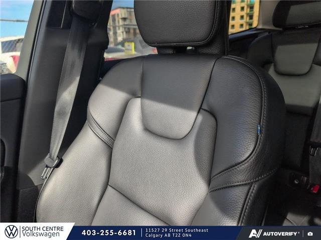 2021 Volvo XC60 Recharge Plug-In Hybrid T8 Inscription Expression (Stk: SU7714) in Calgary - Image 19 of 24 2021 Volvo XC60 Recharge Plug-In Hybrid T8 Inscription Expression (Stk: SU7714) in Calgary - Image 19 of 24
