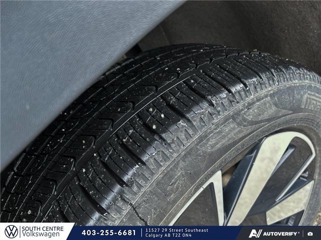 2024 Volkswagen Atlas Cross Sport 2.0 TSI Highline (Stk: SU7728) in Calgary - Image 7 of 23