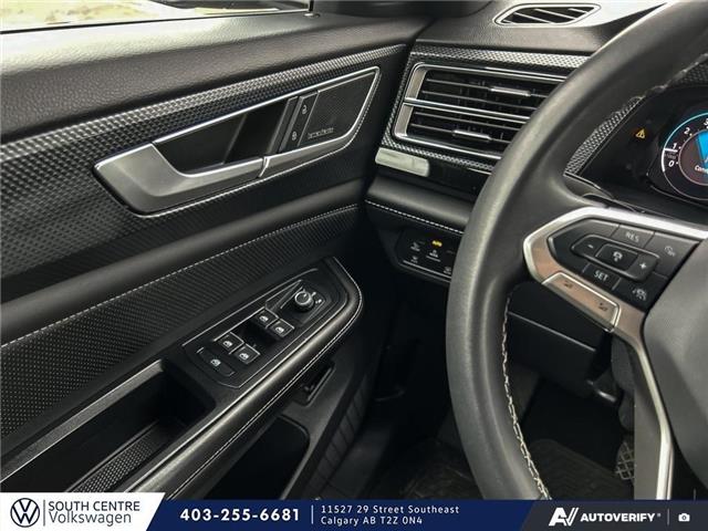 2024 Volkswagen Atlas Cross Sport 2.0 TSI Highline (Stk: SU7728) in Calgary - Image 16 of 23