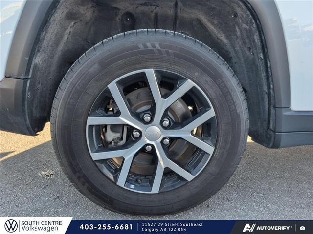 2024 Jeep Grand Cherokee L Limited (Stk: SU7660) in Calgary - Image 6 of 24