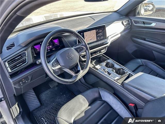 2024 Volkswagen Atlas Cross Sport 2.0 TSI Highline (Stk: KU0425) in Okotoks - Image 11 of 23