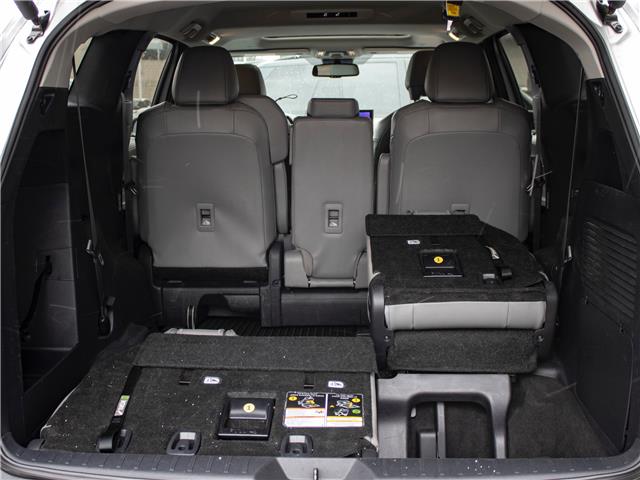 2025 Toyota Sienna XLE 8-Passenger (Stk: PR4993) in Windsor - Image 5 of 25