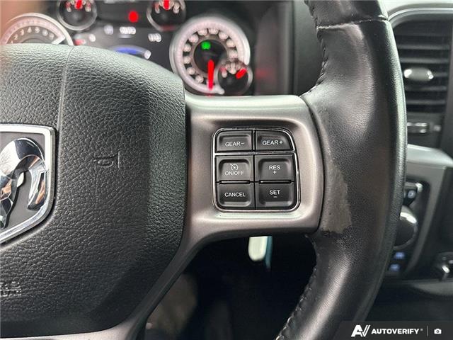 2021 RAM 1500 Classic SLT (Stk: 165105) in London - Image 14 of 19