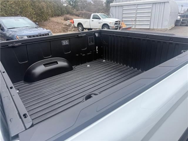 2025 Toyota Tundra Hybrid Limited (Stk: 165714) in London - Image 13 of 15