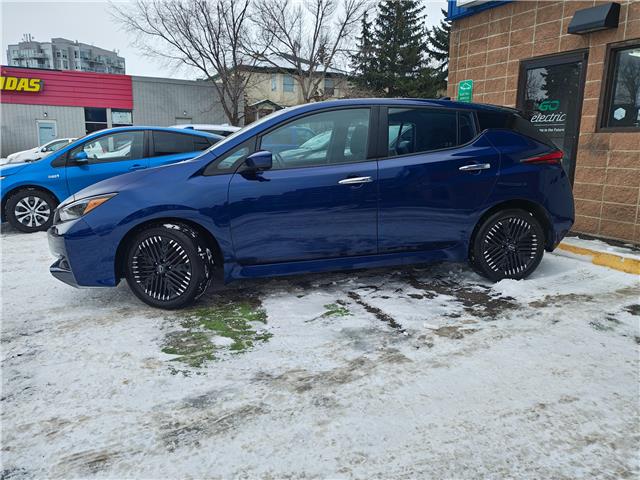 2023 Nissan LEAF SV PLUS (Stk: R-23NILBLU0115) in Calgary - Image 2 of 17