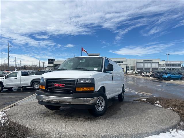 2026 GMC Savana 3500 Work Van (Stk: T1193546) in Calgary - Image 1 of 18