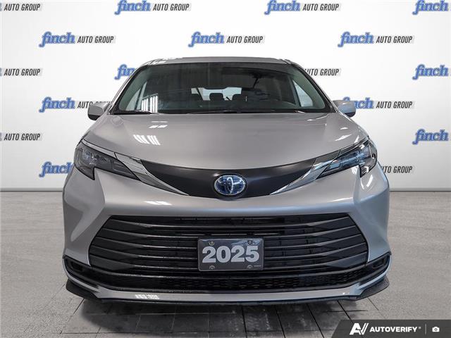 2025 Toyota Sienna LE 8-Passenger (Stk: P3173) in London - Image 2 of 25