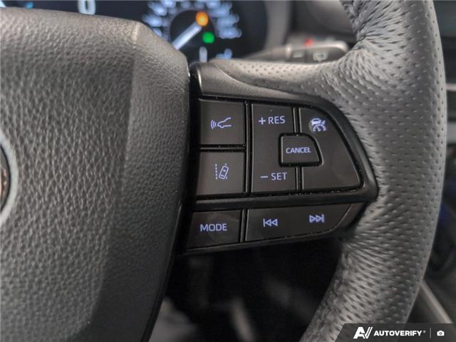 2025 Toyota Sienna LE 8-Passenger (Stk: P3173) in London - Image 16 of 25