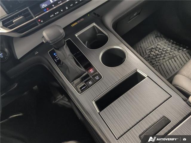 2025 Toyota Sienna LE 8-Passenger (Stk: P3173) in London - Image 18 of 25