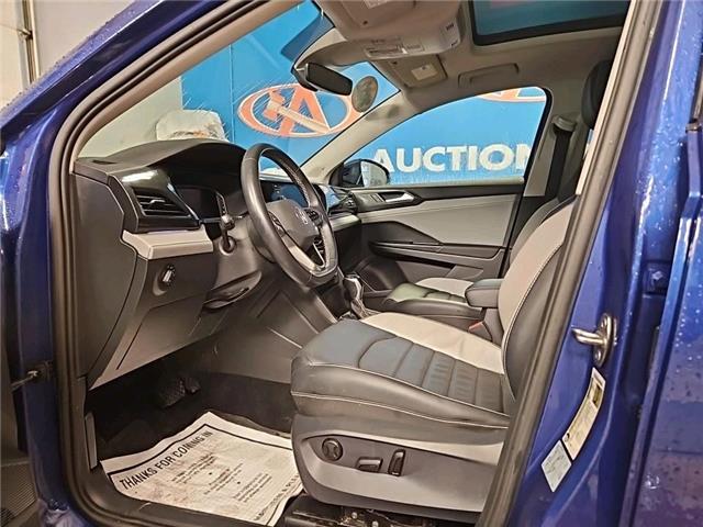 2022 Volkswagen Taos Highline (Stk: 038244) in Lower Sackville - Image 5 of 10