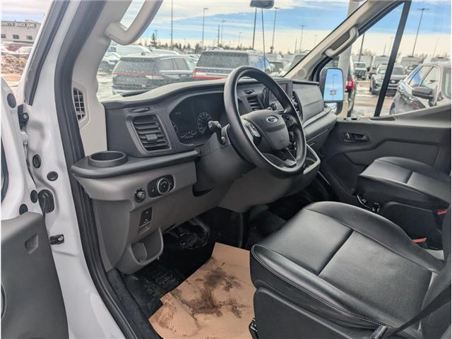2025 Ford Transit-250 Cargo Base (Stk: 19464) in Calgary - Image 2 of 20