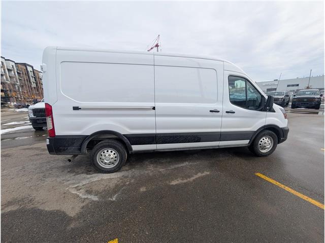 2025 Ford Transit-250 Cargo Base (Stk: 19464) in Calgary - Image 8 of 20