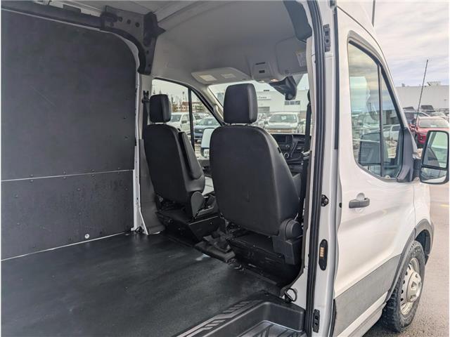 2025 Ford Transit-250 Cargo Base (Stk: 19464) in Calgary - Image 14 of 20