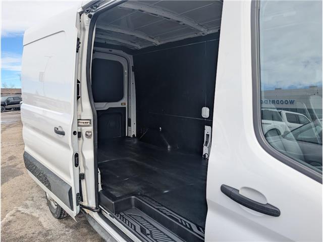 2025 Ford Transit-250 Cargo Base (Stk: 19464) in Calgary - Image 15 of 20