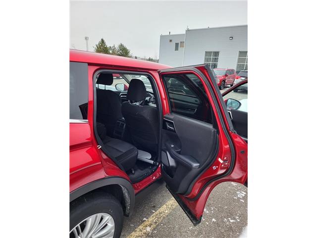 2024 Mitsubishi Outlander ES (Stk: 00835) in Barrie - Image 5 of 21