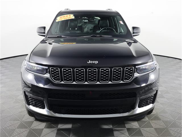 2021 Jeep Grand Cherokee L Summit (Stk: 25J065A) in Calgary - Image 2 of 25