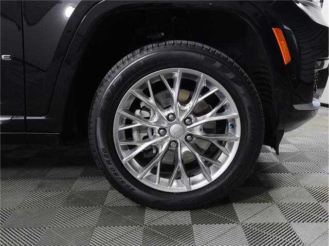 2021 Jeep Grand Cherokee L Summit (Stk: 25J065A) in Calgary - Image 4 of 25