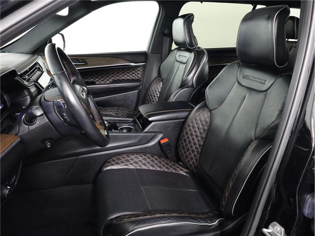 2021 Jeep Grand Cherokee L Summit (Stk: 25J065A) in Calgary - Image 17 of 25