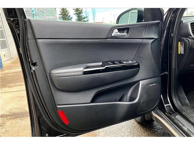 2019 Kia Sportage SX Turbo (Stk: 04574U) in Calgary - Image 18 of 35