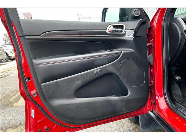 2018 Jeep Grand Cherokee Trailhawk (Stk: 35469U) in Calgary - Image 18 of 35