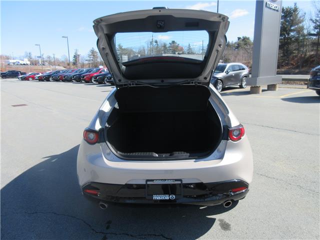 2022 Mazda Mazda3 Sport GS in Hebbville - Image 7 of 28