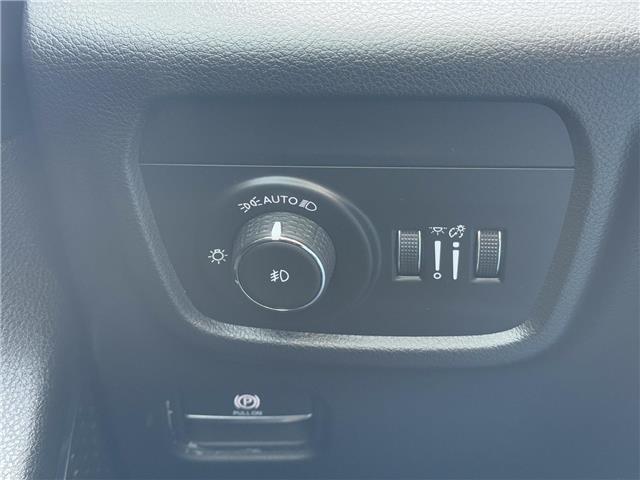 2023 Jeep Grand Cherokee Overland (Stk: U11116) in London - Image 26 of 29