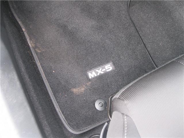 2023 Mazda MX-5 RF GS-P (Stk: 26002B) in Stratford - Image 9 of 21