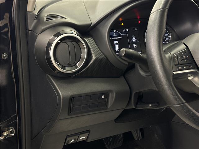 2024 Nissan Kicks SV (Stk: 43648J) in Belleville - Image 14 of 28