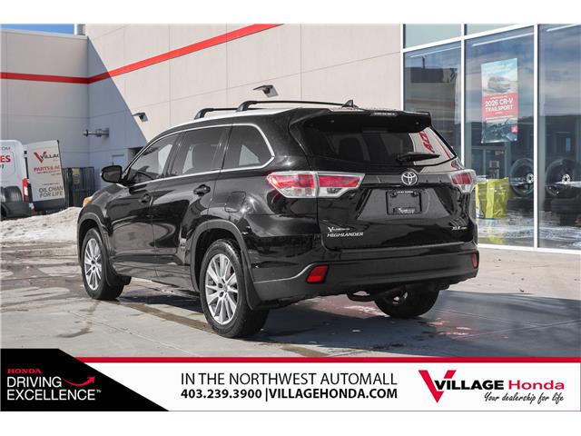 2016 Toyota Highlander XLE (Stk: B8995A) in Calgary - Image 7 of 34