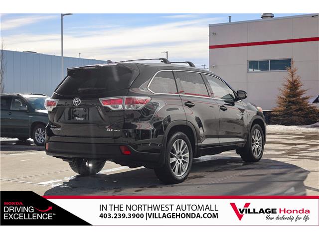 2016 Toyota Highlander XLE (Stk: B8995A) in Calgary - Image 11 of 34