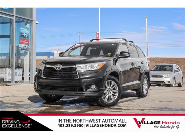 2016 Toyota Highlander XLE (Stk: B8995A) in Calgary - Image 1 of 34
