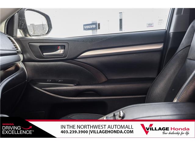 2016 Toyota Highlander XLE (Stk: B8995A) in Calgary - Image 29 of 34