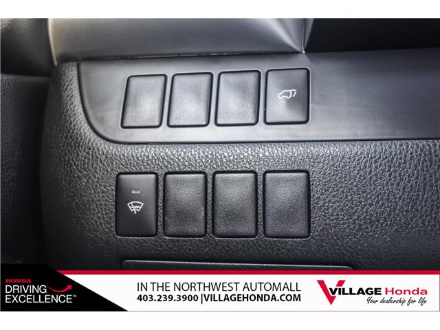 2016 Toyota Highlander XLE (Stk: B8995A) in Calgary - Image 19 of 34